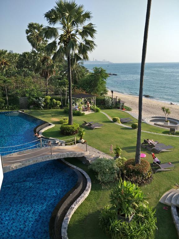 The Palm Wongamat Beach Pattaya Exterior photo
