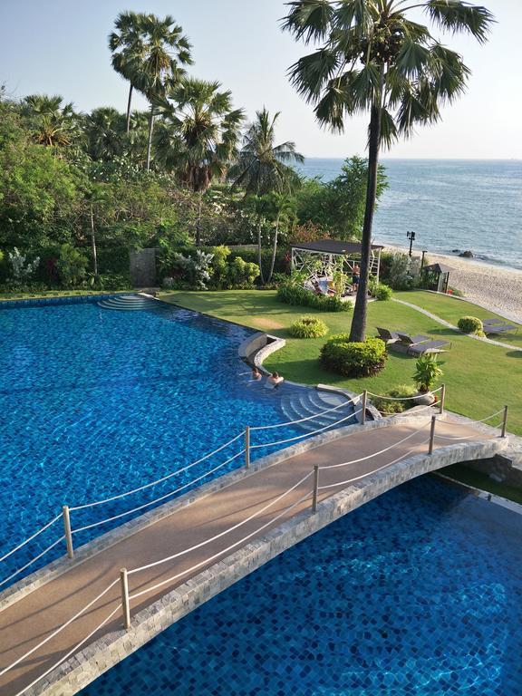 The Palm Wongamat Beach Pattaya Exterior photo